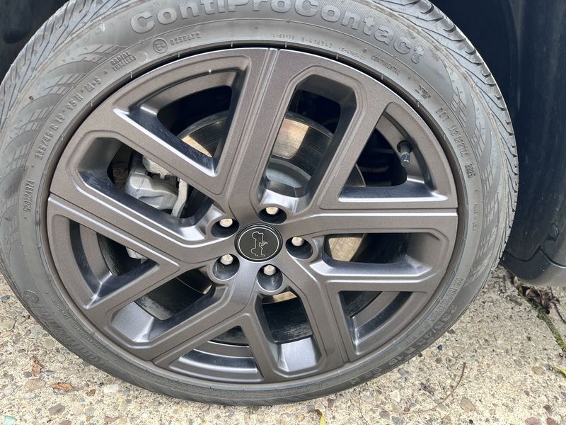 Wheel and tire after cleaning.